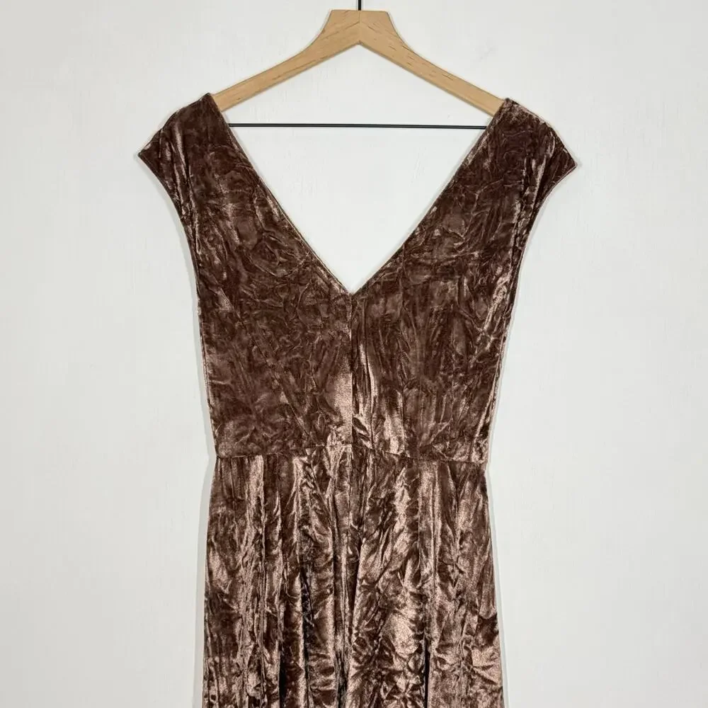Silence + Noise Corina‎ Mini Dress Women's Size M Brown Crushed Velvet V-Neck